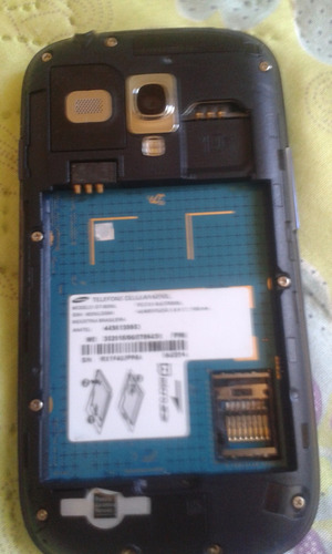 Celular Sansung Mini Gti 8200 L,não Funciona!! Caiu Na Água!