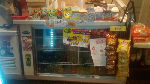 Imagen 1 de 1 de Heladera Mostradora !