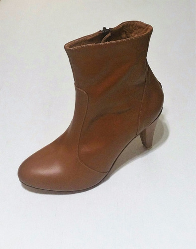 Bota Corta Mujer De Cuero Vacuno Color Camel 30% Off