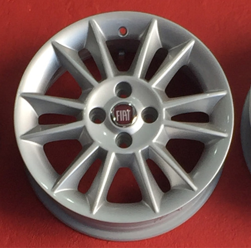 Roda Fiat Idea Aro 15 (original)