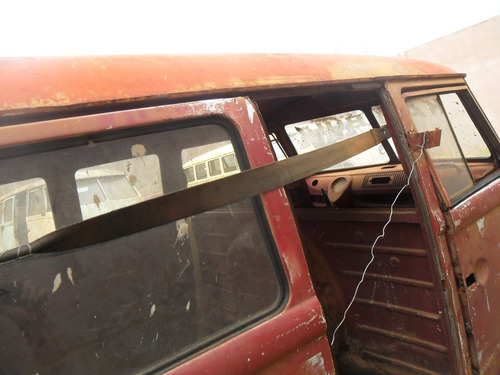 Kombi Vw Van Corujinha 1973 P/ Restaurar - Sem Motor