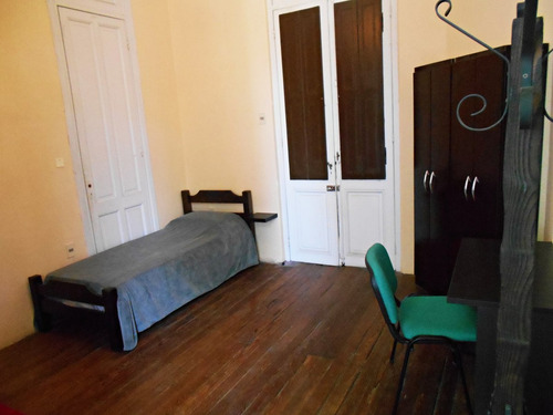 Residencia Estudiantil En Pleno Centro De Montevideo