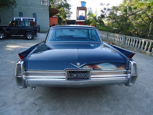 Cadillac Sedan Deville Placa Preta