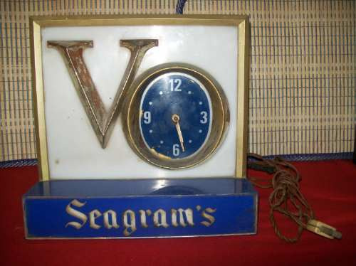 Antiguo Reloj Con Publicidad De Licor  Seagram's
