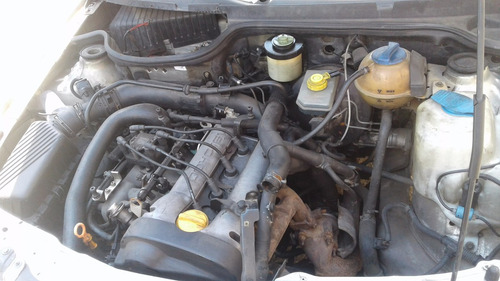 Vw Gol 1.0 16v Turbo 2001 (sucata Somente Peças)
