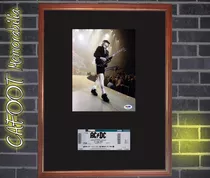 Comprar Acdc Angus Young Foto Firmada Y Entrada Recital 2010