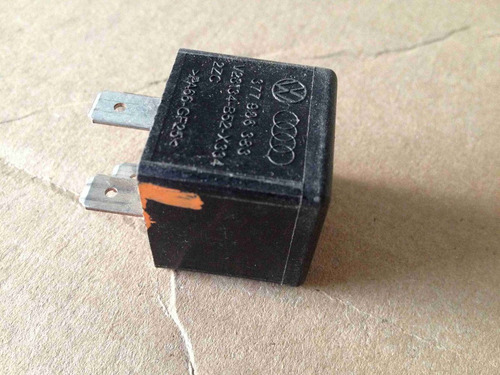 Imagen 2 de 7 de Relevador Relay Vw No. Parte 377906383 Fusibles Original