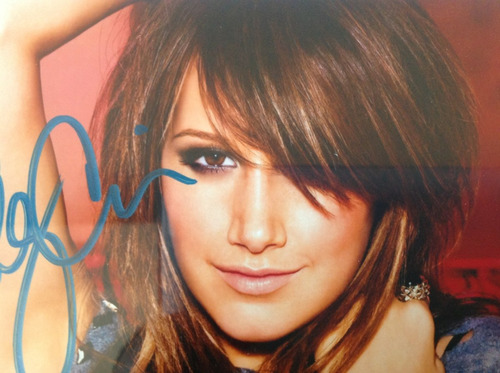 Fotografía Autografiada Por Ashley Tisdale, 5x7