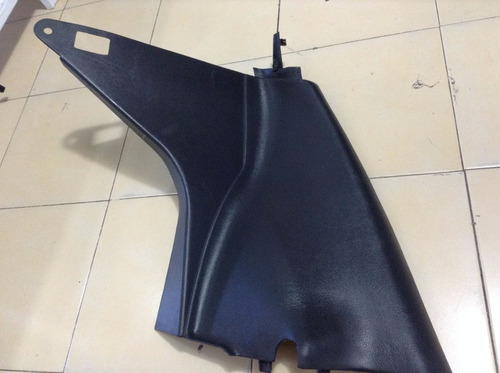 Moldura Vista Trasera Inferior Izquierda Cavalier 00-04