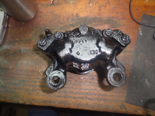 Vendo Caliper De Freno Trasero Derecho De Volvo S70 Año 1998