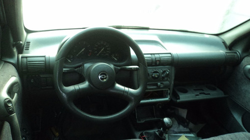 Gm Corsa W 1.6 8v (sucata Somente Peças)
