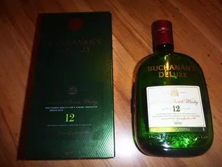 Botella Vacia De Whisky Buchanans De Luxe 12 Años