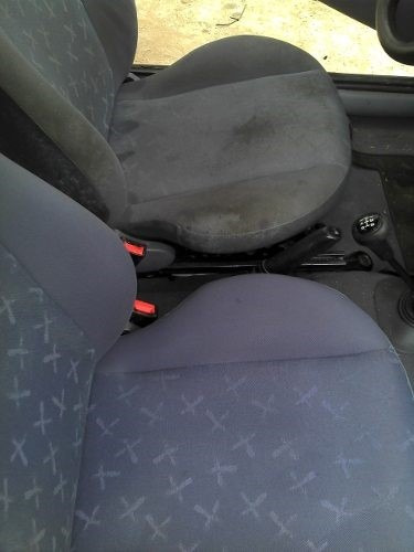 Imagen 6 de 6 de Limpieza De Tapizados Autos Lavado De Autos A Domicilio