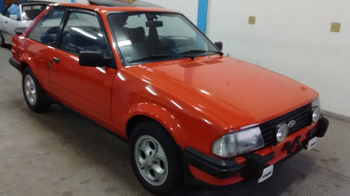 Escort Xr3 1984 Placa Preta Carangas Garage
