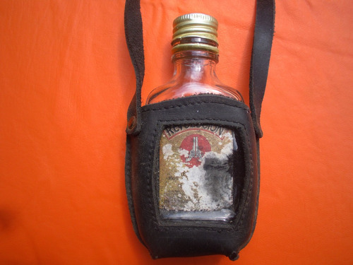 Antigua Mini Botella De Tequila Revolucion