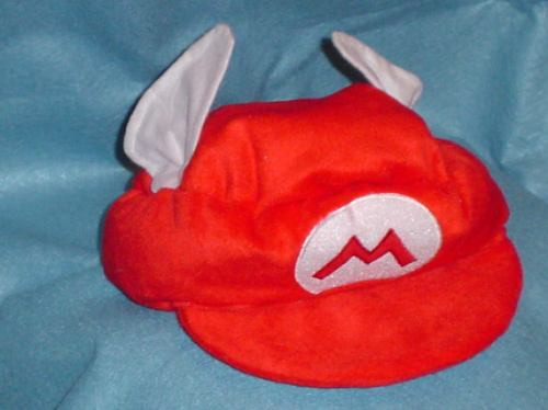 Gorra De Mario Bros Bordada Y Con Alitas Como Lo Viste En Tv