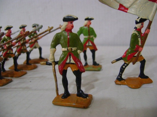 Imagen 6 de 6 de Nico Increible Desfile Militar 21 Soldados De Plomo (pmv 42)