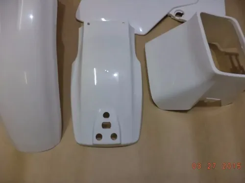 Kit Plásticos Dt 180 N / Z 85 A 97 Branco Paralama Tampa