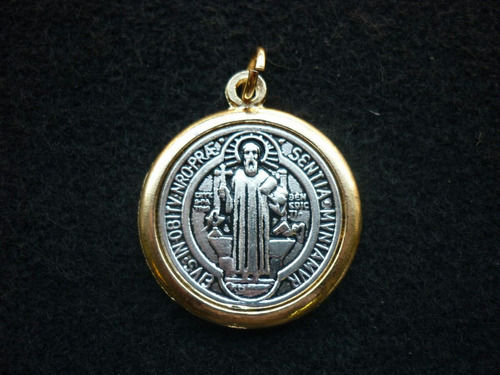 Medalla De San Benito Y Bisel En Chapa De Oro - Hecha A Mano