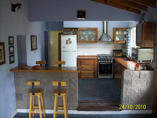 Casa En Valeria Del Mar. Con Pileta Y Solarium . Max. 6 Prs