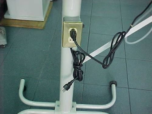 1 Burro De Planchar Industrial Con Brazo Y Contacto Doble