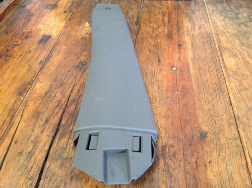 Plastico Cubre Poste Central Inf Izquierdo Chevrolet Corsa