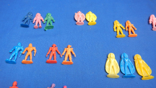 X-men 43 Muñequitos De Chocolates Juguete.motta (Usado)