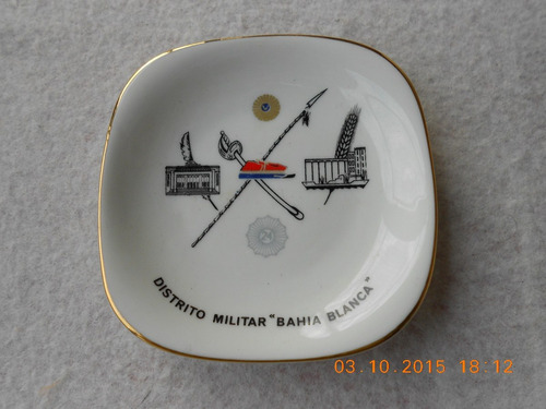 Plato Con Escudo Distrito Militar  Bahia Blanca