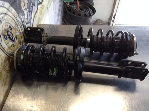 Amortiguador Con Resorte Delantera Der Izq Chevy Oem (c/u)