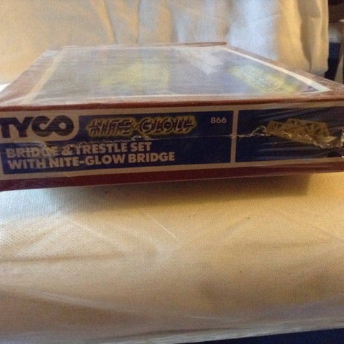 Vintage. Tyco. #866. Bridge And Trestle . With Nite-glow (Usado)