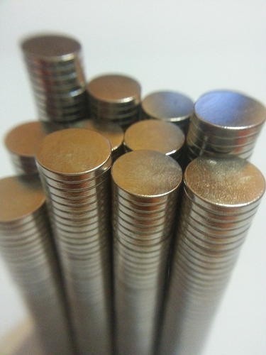 Imagem 2 de 6 de Ima De Neodímio / Super Forte / 10mm X 1,5mm * 200 Peças