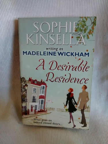 A Desirable Residence Sophie Kinsella Black Swan