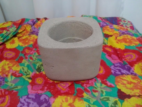 Imagen 2 de 5 de Conjunto 4 Macetas De Cemento Concreto Diseño Minimalista