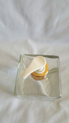 Imagem 3 de 5 de Kit Frasco Vidro-cubo De 350ml - Valv. Saboneteira E Aromat.