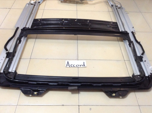 Base Rieles De Quemacocos Honda Accord Mod 03-07 Original