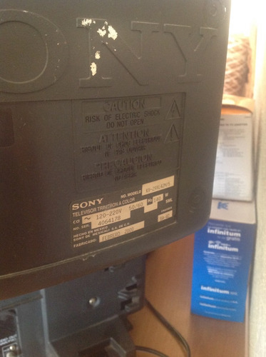 Imagen 2 de 3 de Televisor Sony Trinitron 27
