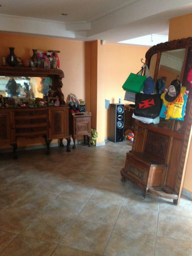 Imagen 2 de 15 de Oportunidad Galpon Pb8,66x40 Pa 2 Deptos 3 Amb En Lanus Este