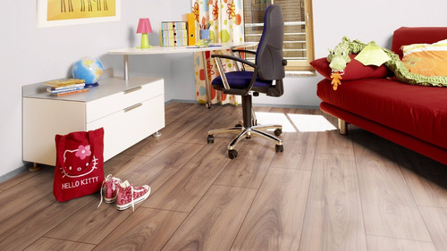 Piso Laminado Tekno Step Toscana 8mm Colocado