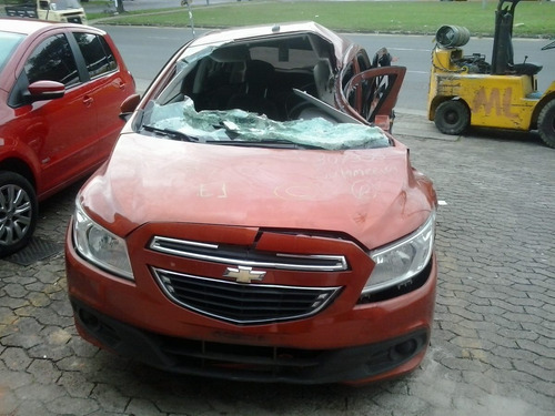 Imagem 1 de 9 de Sucata De Gm Onix 2013 Motor Câmbio Peças