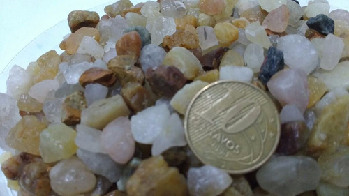 Imagem 2 de 2 de Substrato Aquário Cascalho Rio Natural Nº 2 - 5 À 10mm (5kg)