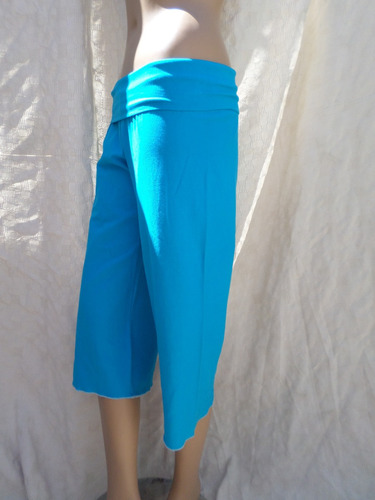 Imagen 6 de 9 de Pantalòn Capri Modal Con Lycra