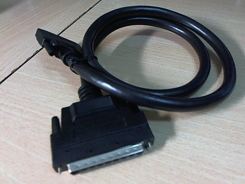 Cable Scsi Hpdb68m-vhdcen68m Externo