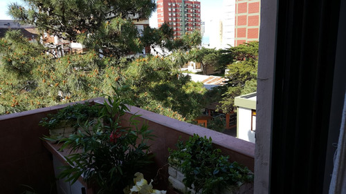 Imagen 5 de 10 de Hermoso Dpto 2 Amb En Duplex Al Frente