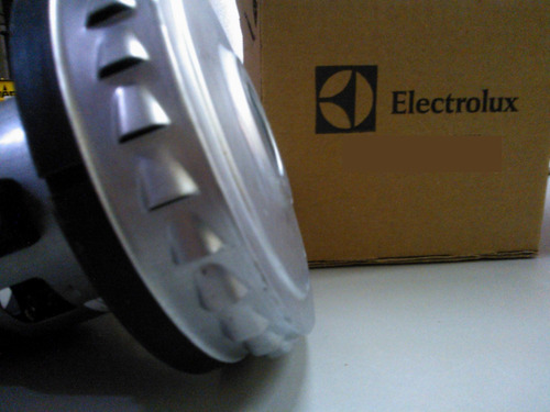 Imagem 3 de 6 de Motor Aspirador Electrolux Bps1s 220v Original A10 A20