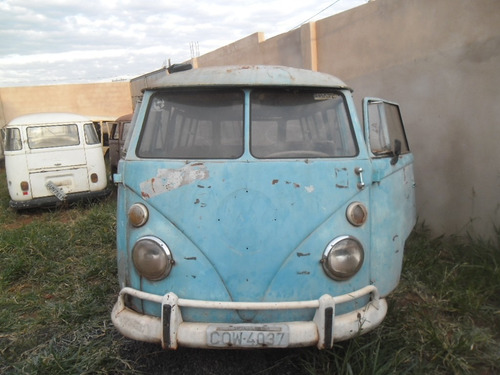 Imagem 2 de 14 de Kombi Vw Van Corujinha 1971 P/ Restaurar - Tem Docks E Motor
