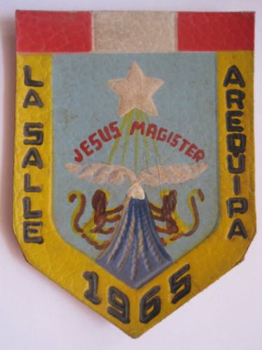 Insignia De Cuero Del Colegio La Salle De Arequipa 1965