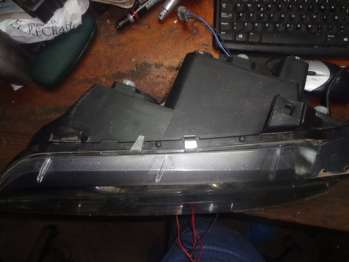 Imagen 2 de 3 de Vendo Lampara Delantera Izquierda De Bmw X5, Año 2003
