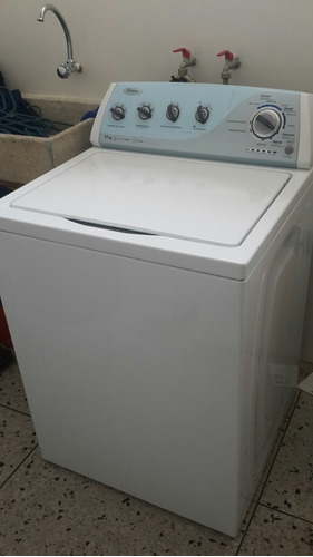 Lavadora Whirlpool 17 Kilogramos Casi Nueva