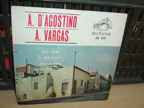 D'agostino Vargas Viejo Coche Simple Argentino C/tapa