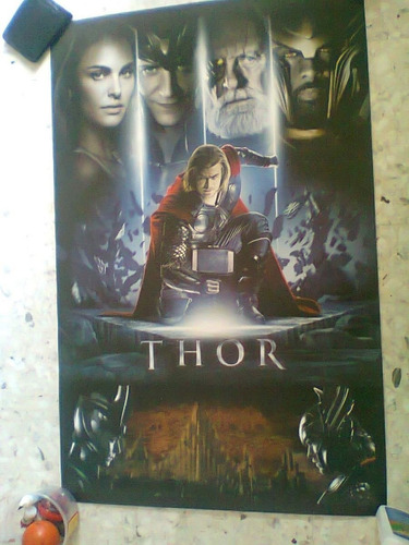 Thor Avengers Poster Marvel Comics (Usado)